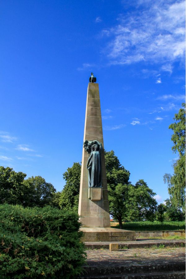 Monument français